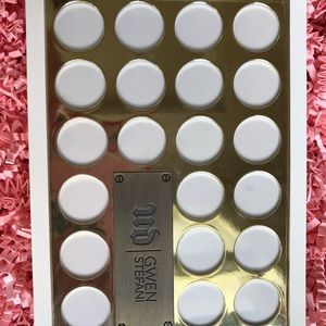 Urban decay Gwen face palette